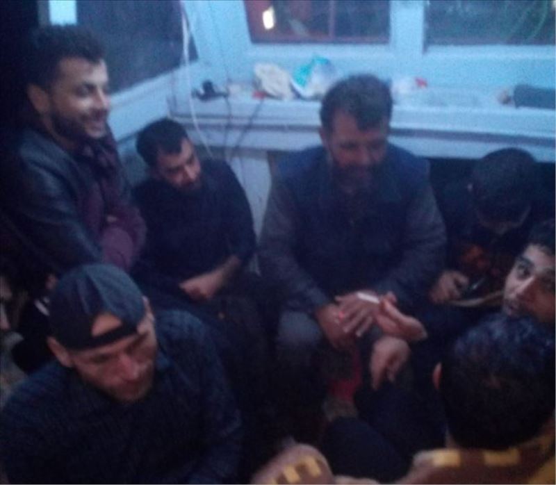Mersin’de mülteci teknesi battı: 11 Suriyeli kurtarıldı