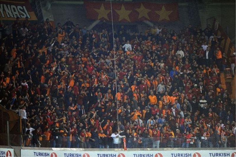 Başakşehir-Galatasaray maçını 6 bin 659 seyirci izledi