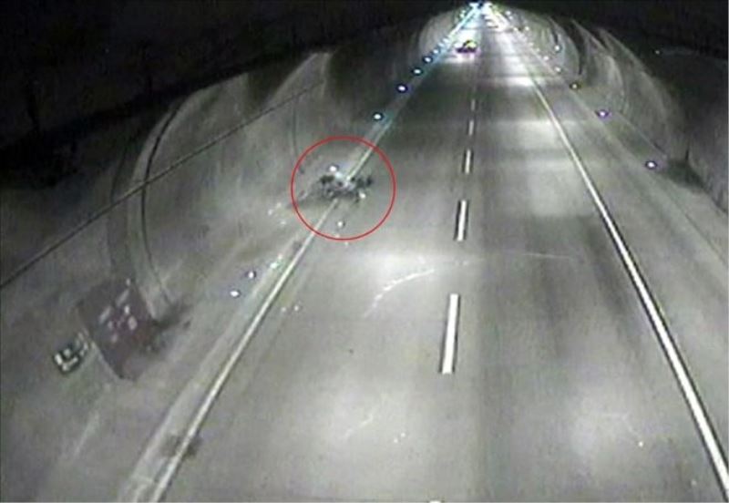 Kağıthane tünelinde feci motosiklet kazası kamerada 