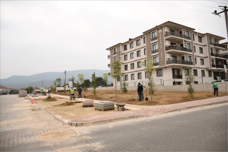 Yeniceköy Mahallesinde   Otopark Yapımı Sürüyor