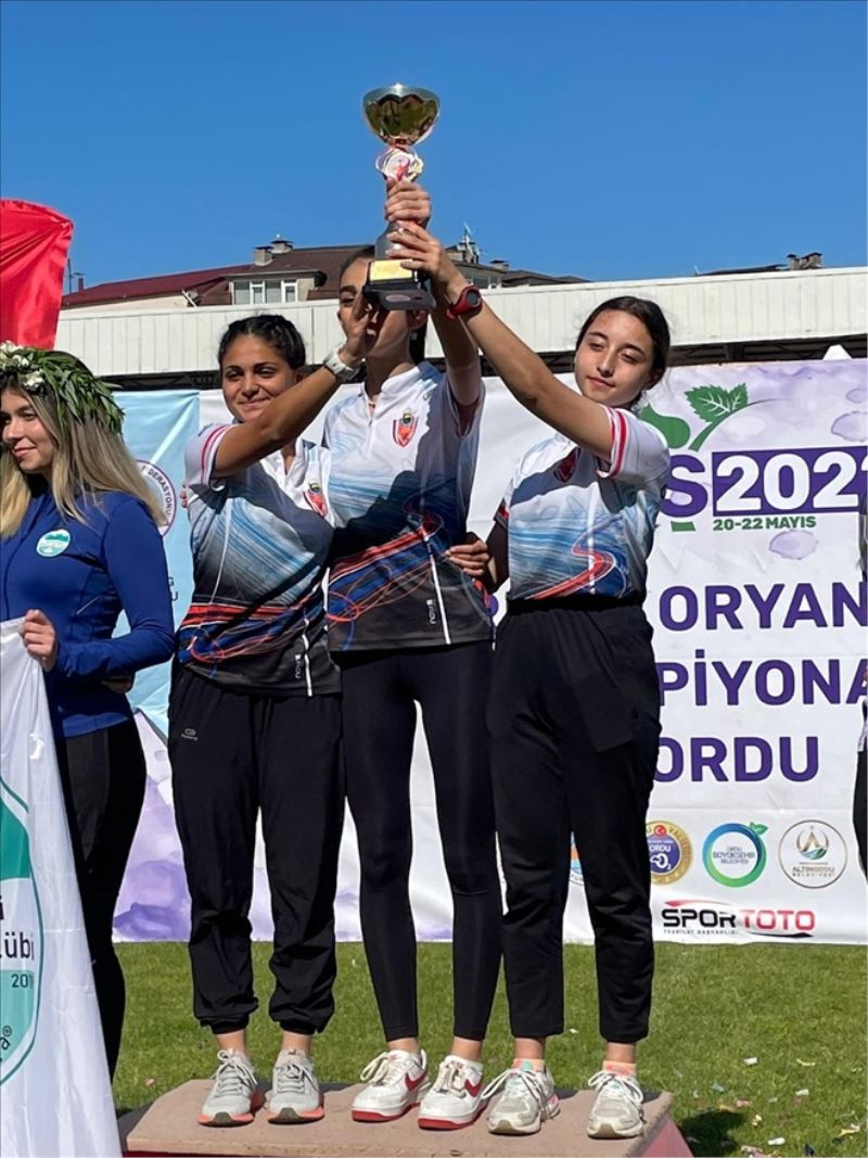 İnegöl Belediyesi Oryantiring´te Türkiye şampiyonu oldu