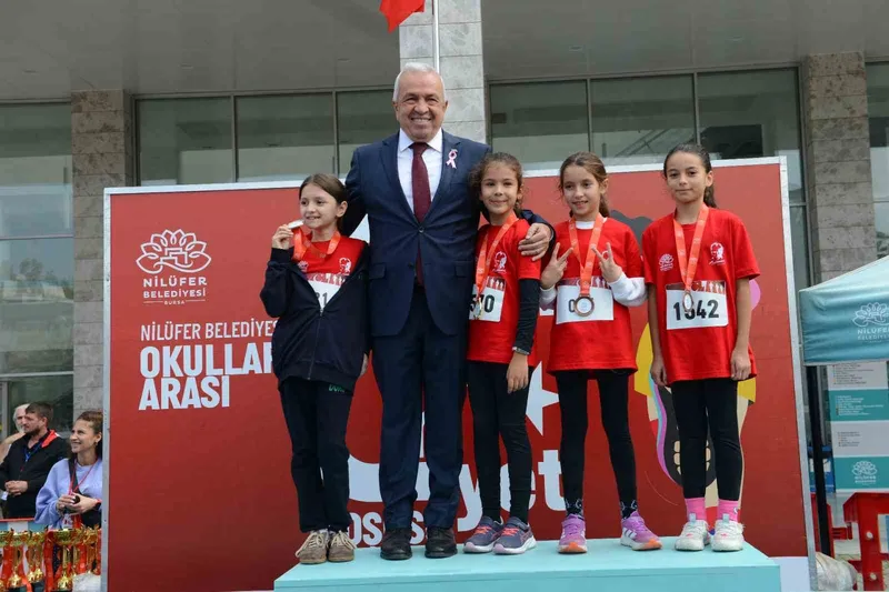 Dereceye girenler ödüllendirildi
