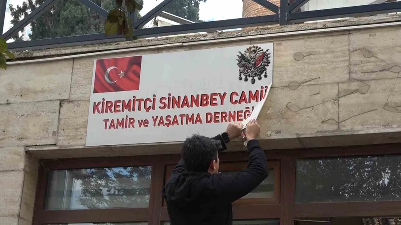 71 yıllık cami derneği tahliye edildi, hukuki süreç başlatıldı
