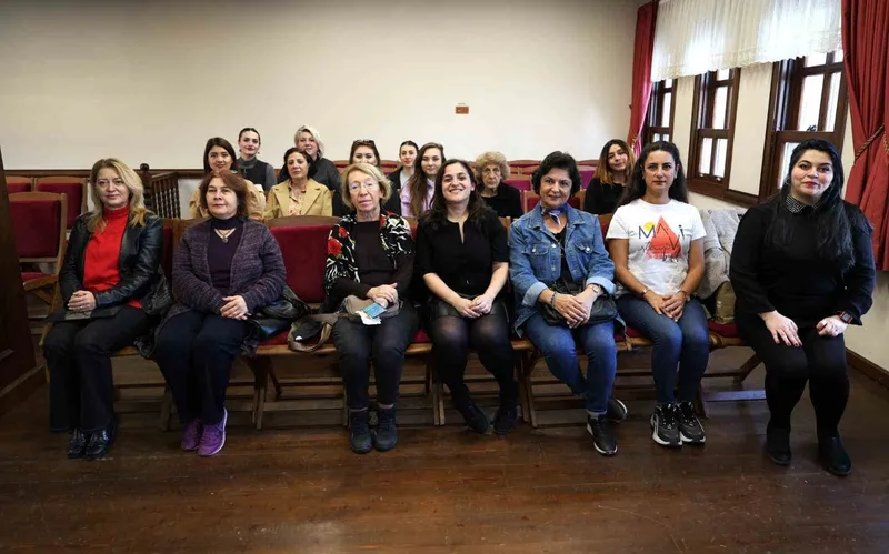 Kadınlar şiddetin türlerini Osmangazi’de öğrendi
