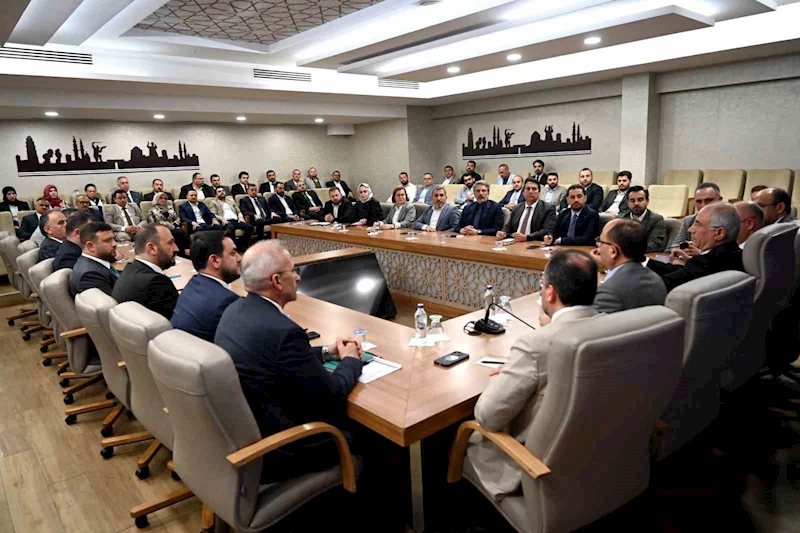 Ak Parti Genel Başkan Vekili Efkan Ala’dan Ak Parti Bursa’ya ziyaret
