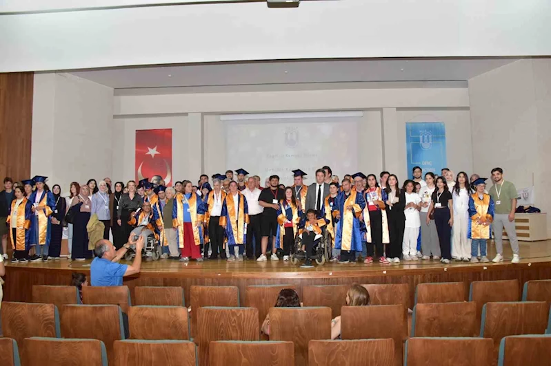 MSKÜ’de özel öğrencilere temsili mezuniyet töreni
