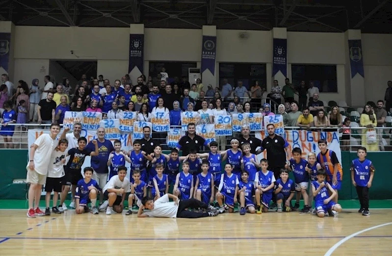 Yeşim Spor U10 Takımı Bursa şampiyonu oldu
