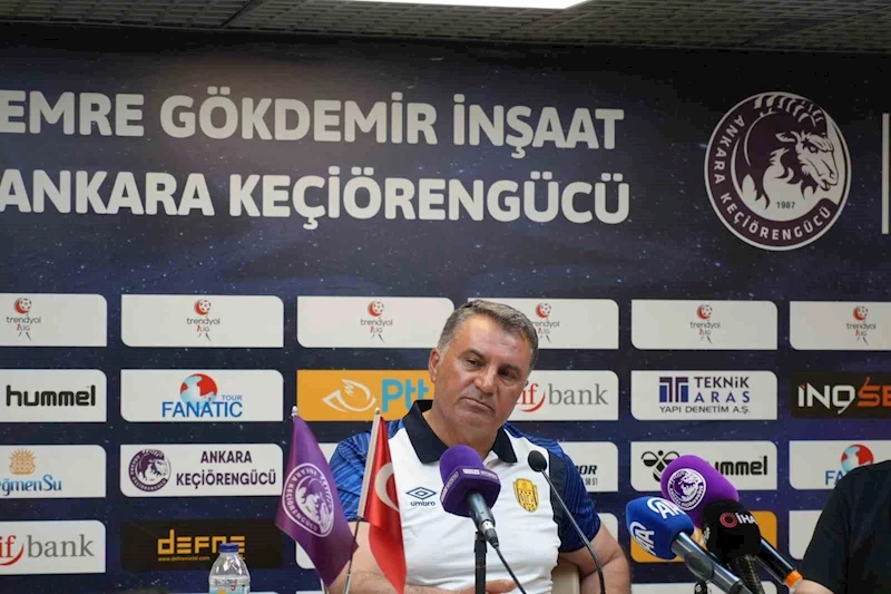 Mustafa Kaplan: 