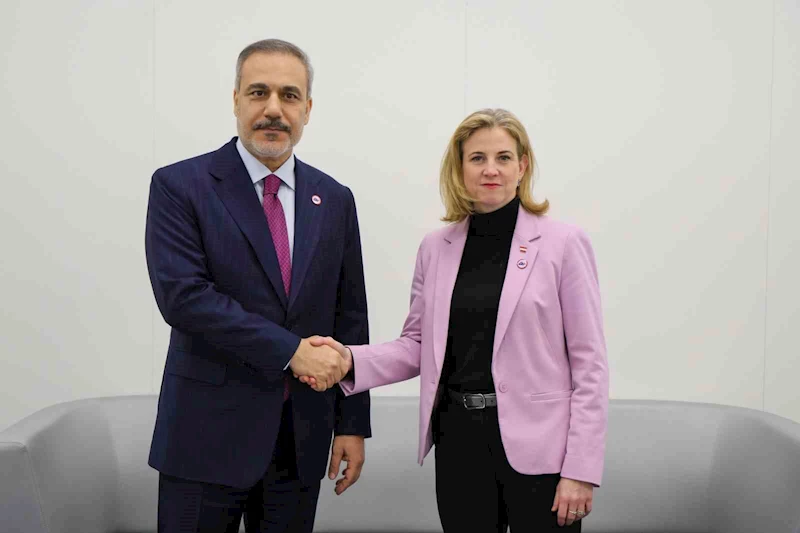 Dışişleri Bakanı Fidan, Avusturyalı mevkidaşı Meinl-Reisinger ile görüştü

