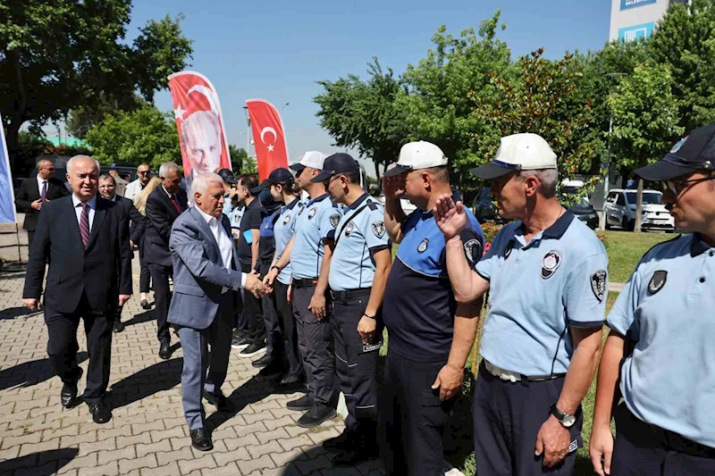 Başkan Bozbey, Büyükşehir ailesiyle bayramlaştı
