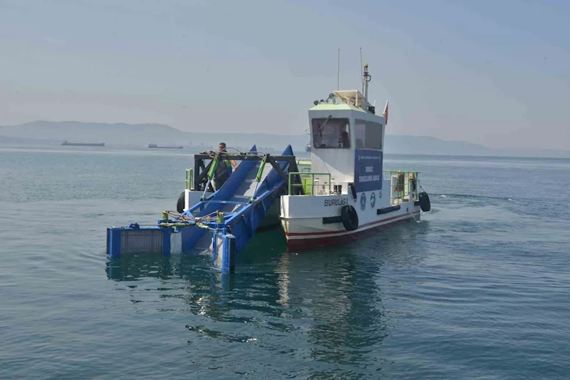 Büyükşehir’den deniz temizliği
