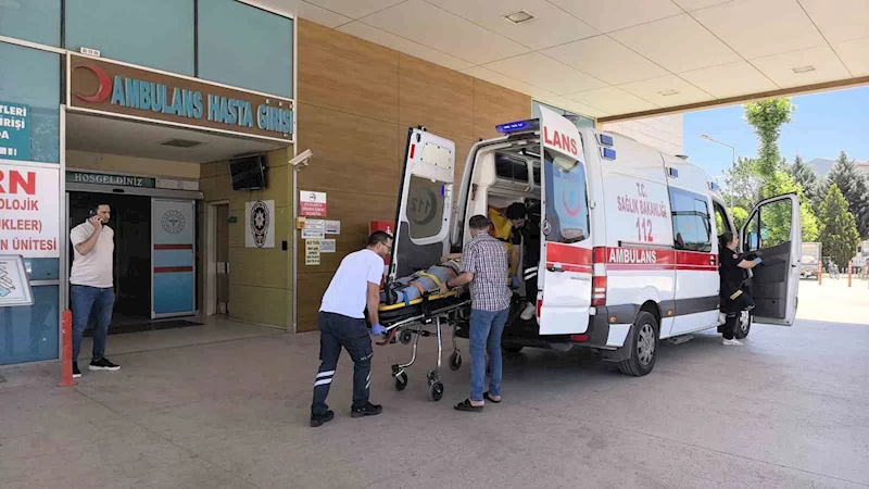 Suntaların altında kalan işçi yaralandı
